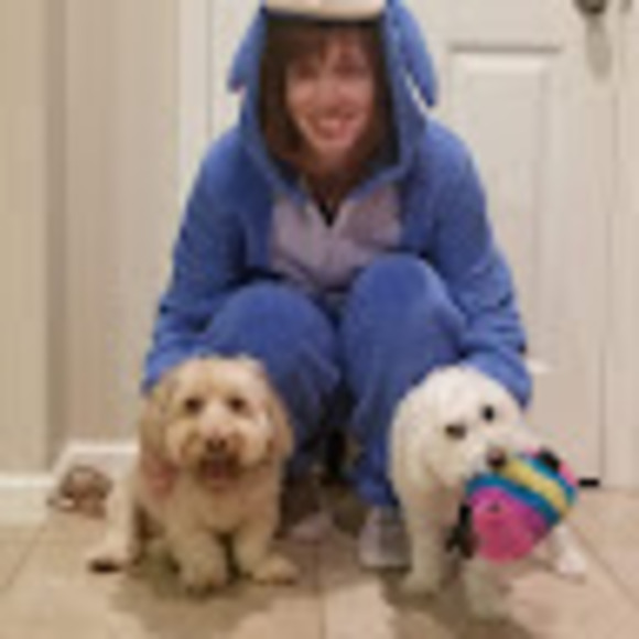 Meet your Posher, Aimee - Picture 1 of 1